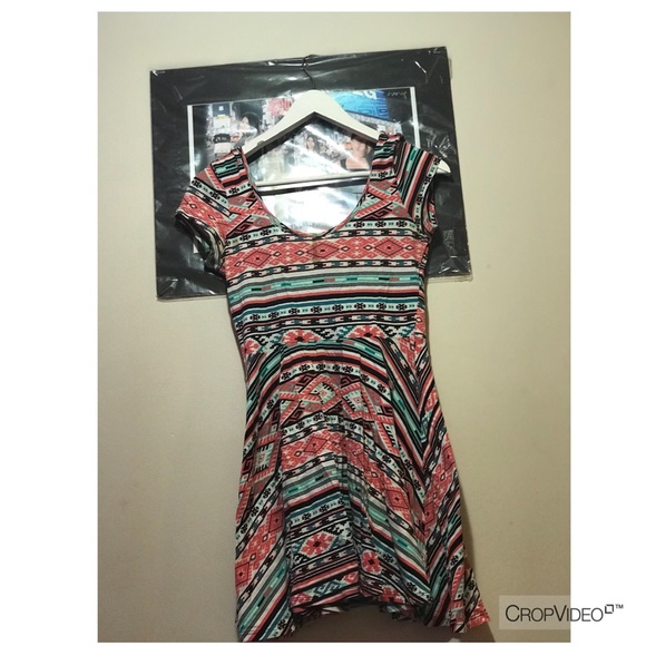 Mini dress for summer - Picture 2 of 2